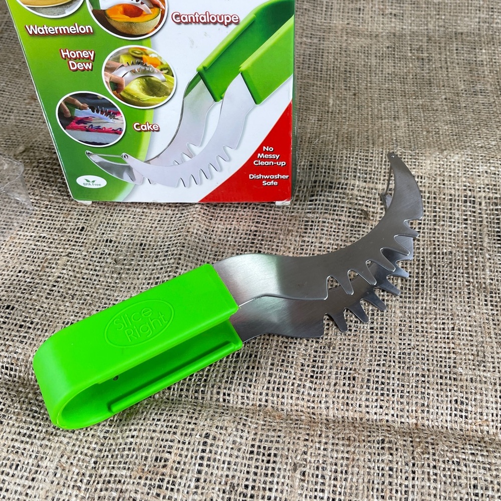 *EZ Slice Right Cut & Server Perfect Slices